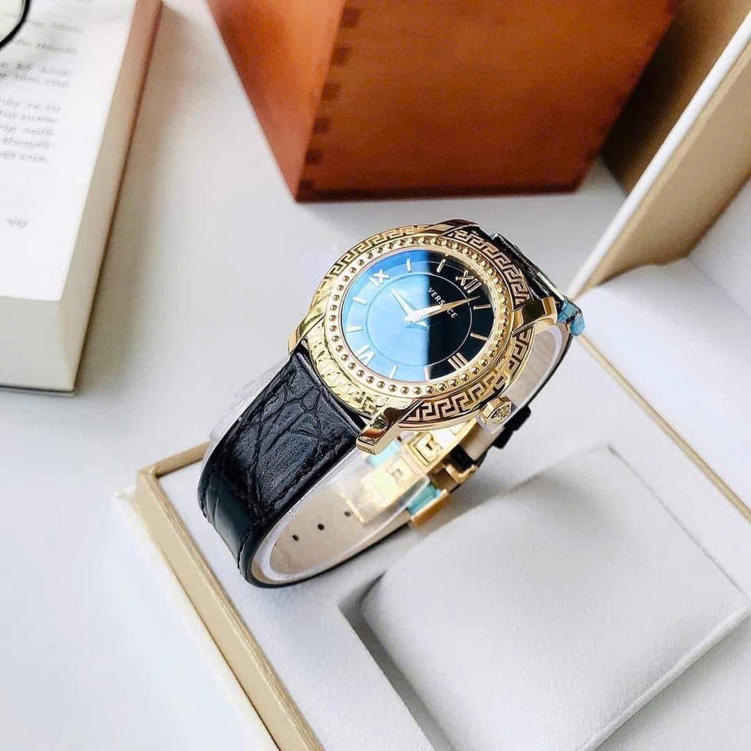 Đồng Hồ Versace DV-25 |Nữ Giới |Mặt Tròn |Vàng Gold |Dây Da Màu Đen |Máy Pin (Quartz) |Size 36mm |donghogiatot.vn