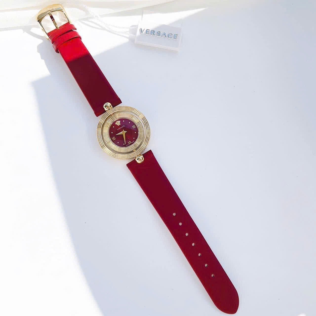 Đồng Hồ Versace Mặt Xoay 360 Độ |Nữ Giới |Vàng Gold |Dây Da Đỏ |Máy Pin (Quartz) |Size 33mm |donghogiatot.vn