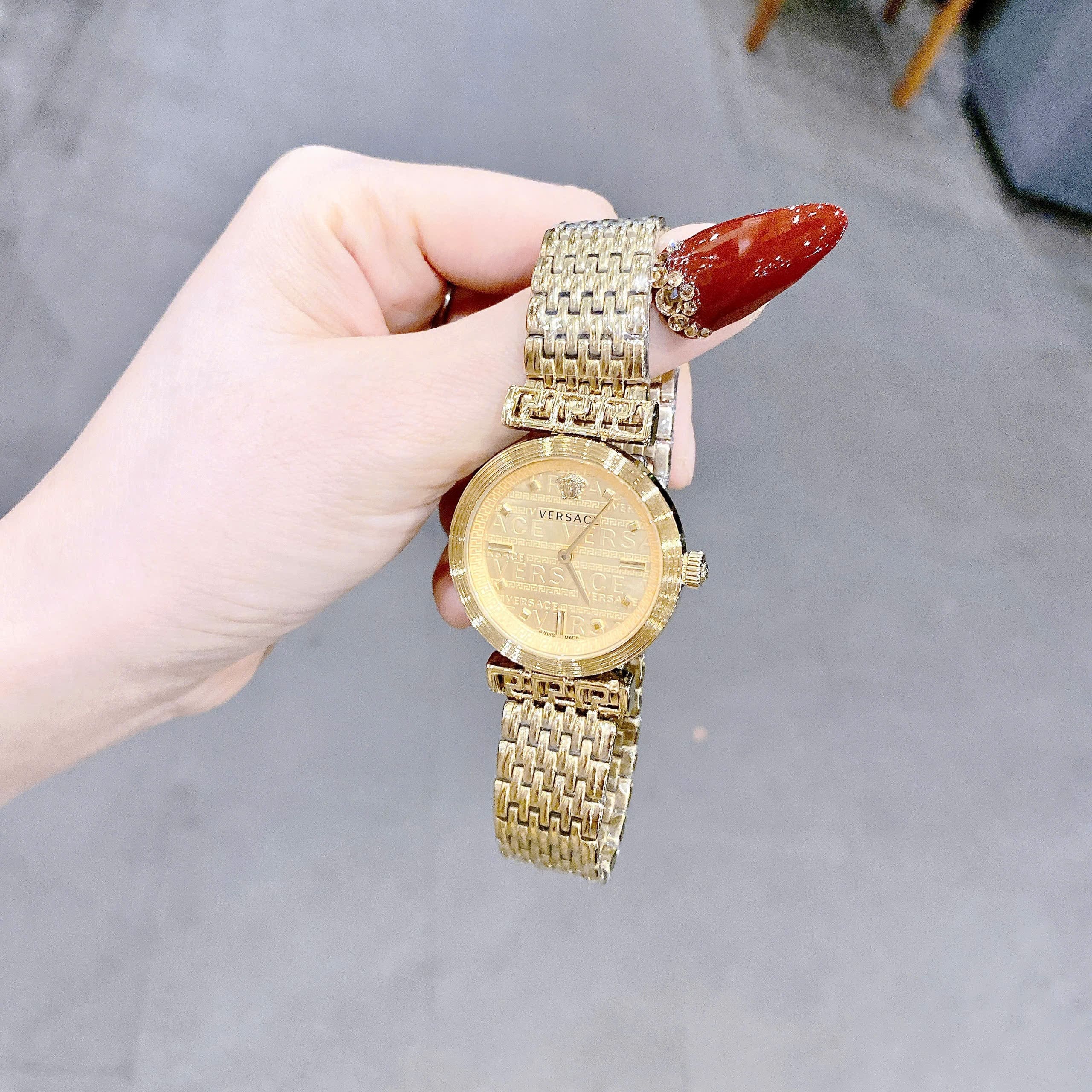 Đồng Hồ Versace Greca Flourish Petite |Nữ Giới |Mặt Tròn |Dây Kim Loại Vàng Gold |Máy Pin (Quartz) |Size 35mm |donghogiatot.vn