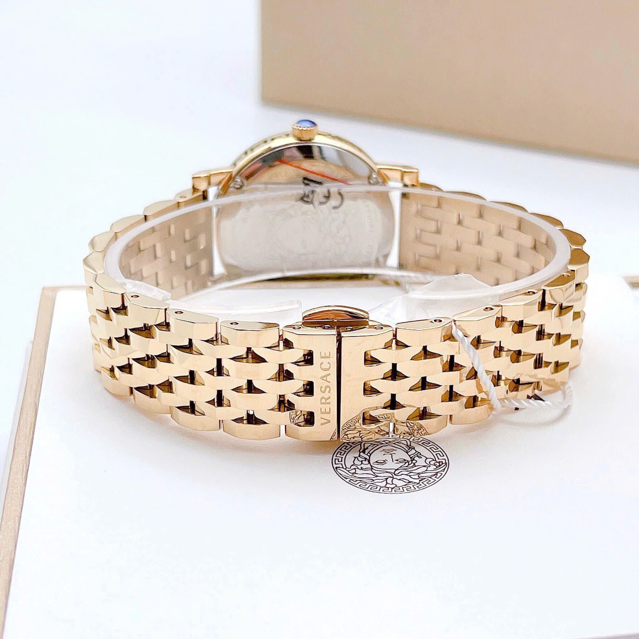 Đồng Hồ Versace Greca Glass Bracelet |Nữ Giới |Xanh Lá |Dây Kim Loại Vàng Gold |Máy Pin (Quartz) |Size 32mm |donghogiatot.vn