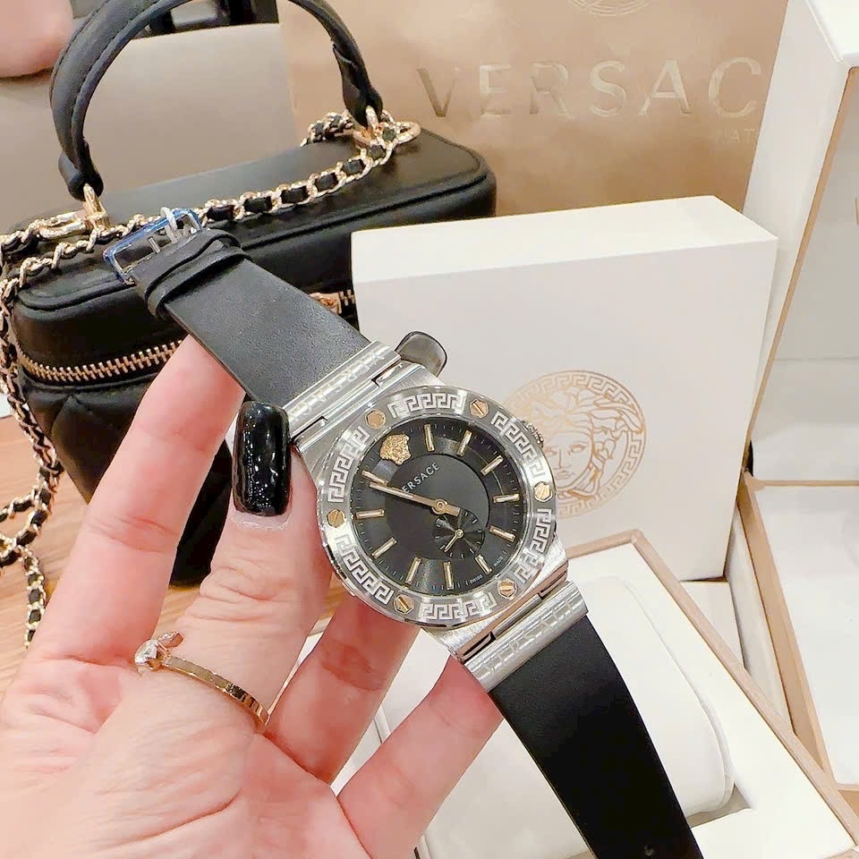 Đồng Hồ Versace Greca Logo |Nữ Giới |3 Kim |Silver |Dây Da Đen |Máy Pin (Quartz) |Size 38mm |donghogiatot.vn