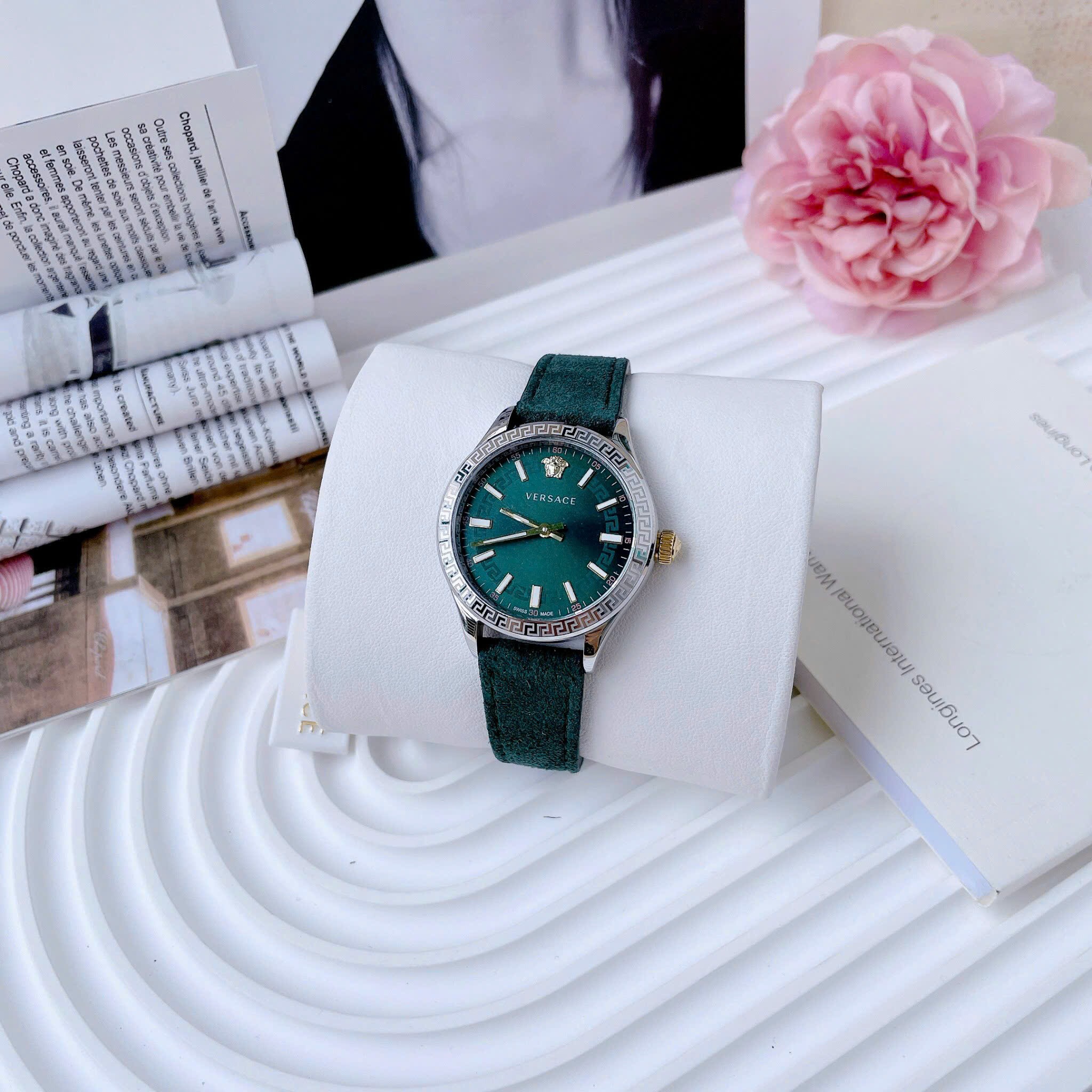 Đồng Hồ Versace Hellenyium |Nữ Giới |Silver |Dây Da Lộn Xanh Cổ Vịt |Máy Pin (Quartz) |Size 36mm |donghogiatot.vn