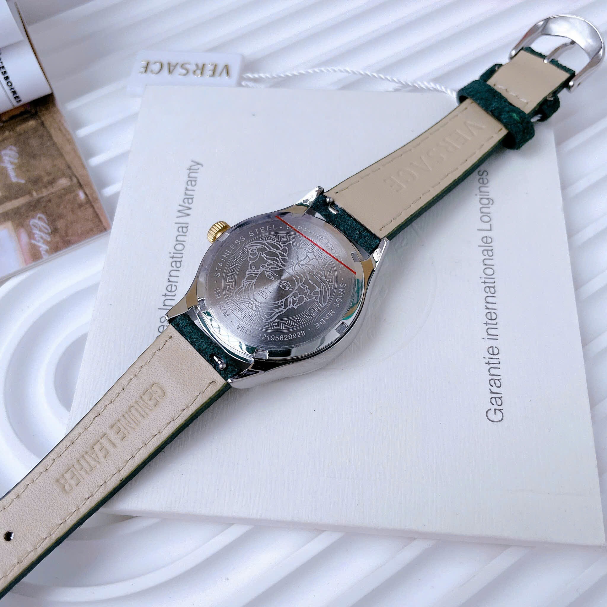 Đồng Hồ Versace Hellenyium |Nữ Giới |Silver |Dây Da Lộn Xanh Cổ Vịt |Máy Pin (Quartz) |Size 36mm |donghogiatot.vn