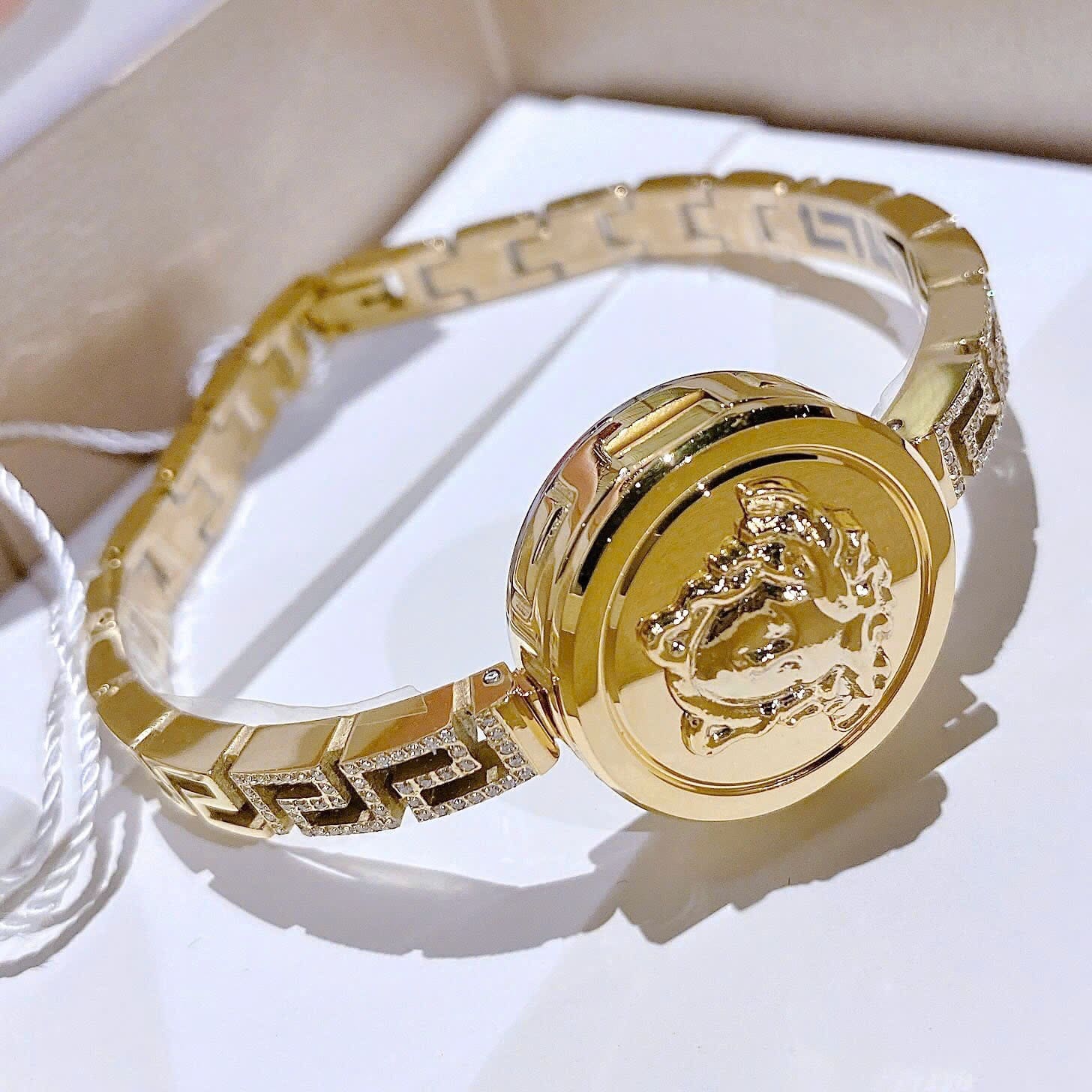 Đồng Hồ Versace Medusa Secret |Nữ Giới |Mặt Trắng |Vòng Tay Vàng Gold |Máy Pin (Quartz) |Size 25mm |donghogiatot.vn