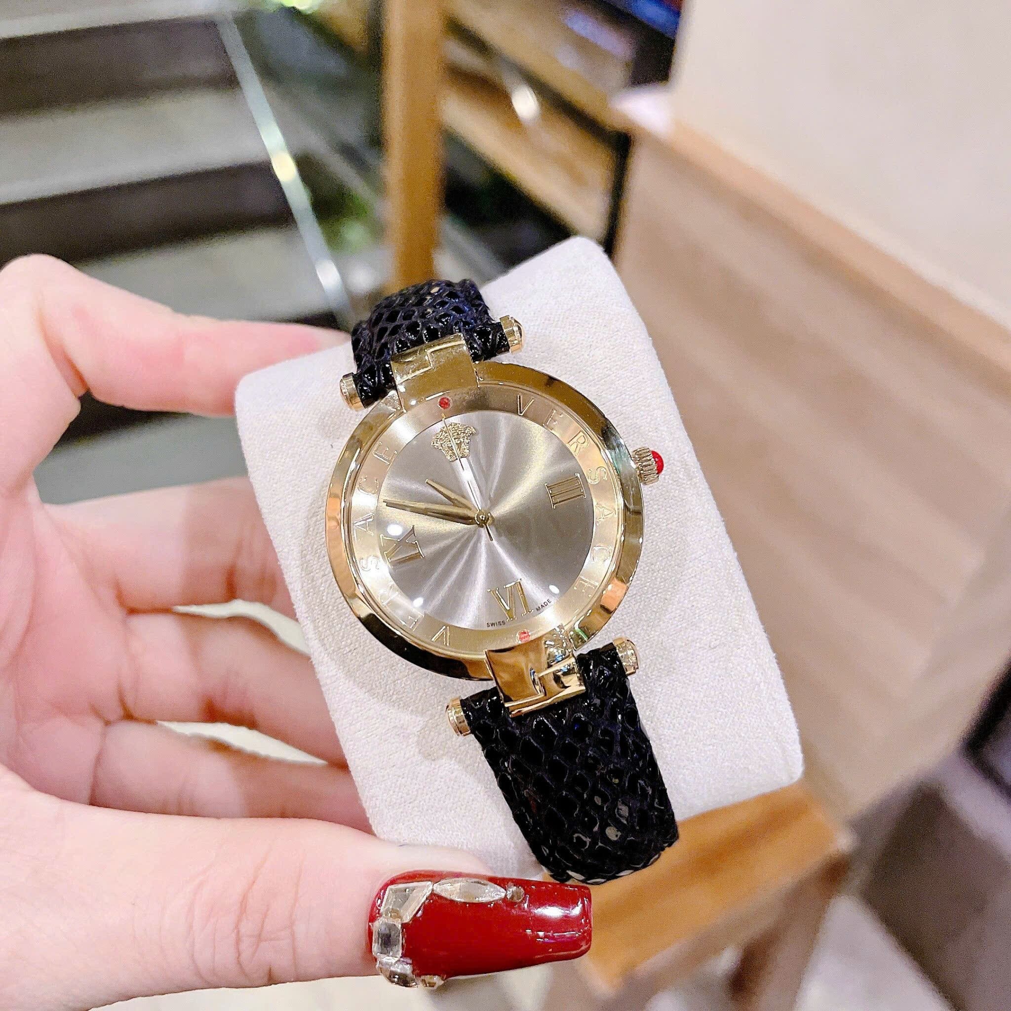 Đồng Hồ Versace Revive |Nữ Giới |Mặt Xám |Tráng Gương |Dây Da Đen |Máy Pin (Quartz) |Size 35mm |donghogiatot.vn