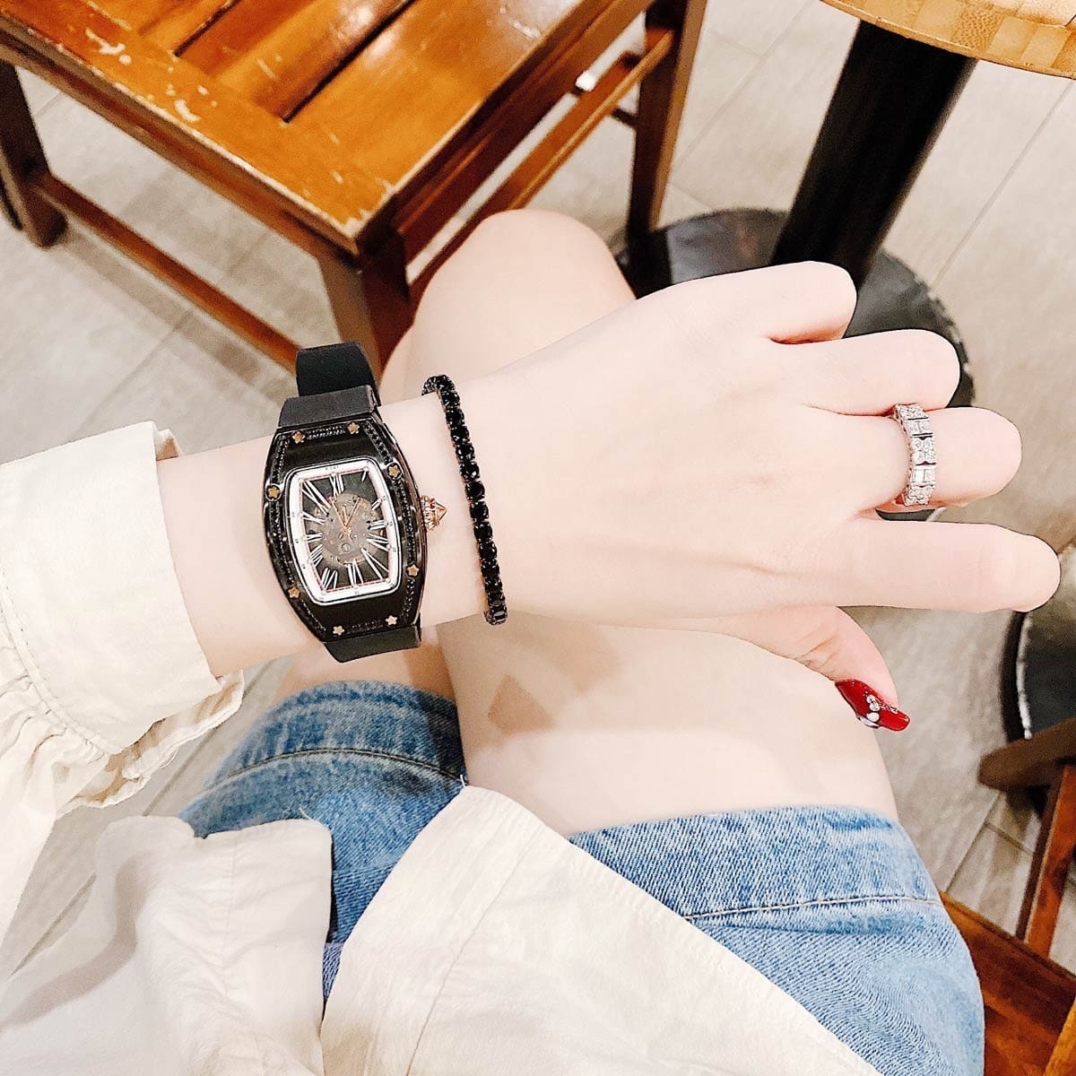 Đồng Hồ Xcer Đính Đá Đen |Nữ Giới |Lộ Máy |Dây Cao Su Đen |Máy Tự Động (Automatic) |Size 36mm |donghogiatot.vn