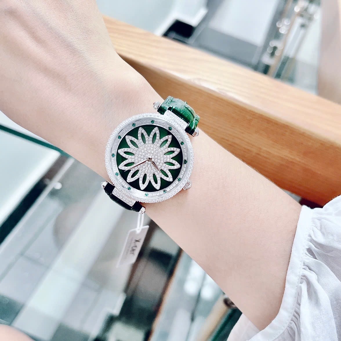 Đồng Hồ Xcer Hoa Tuyết |Nữ Giới |Mặt Xoay |Đính Đá |Silver |Dây Da Xanh Lá |Pin (Máy Quartz) |Size 39mm |donghogiatot.vn