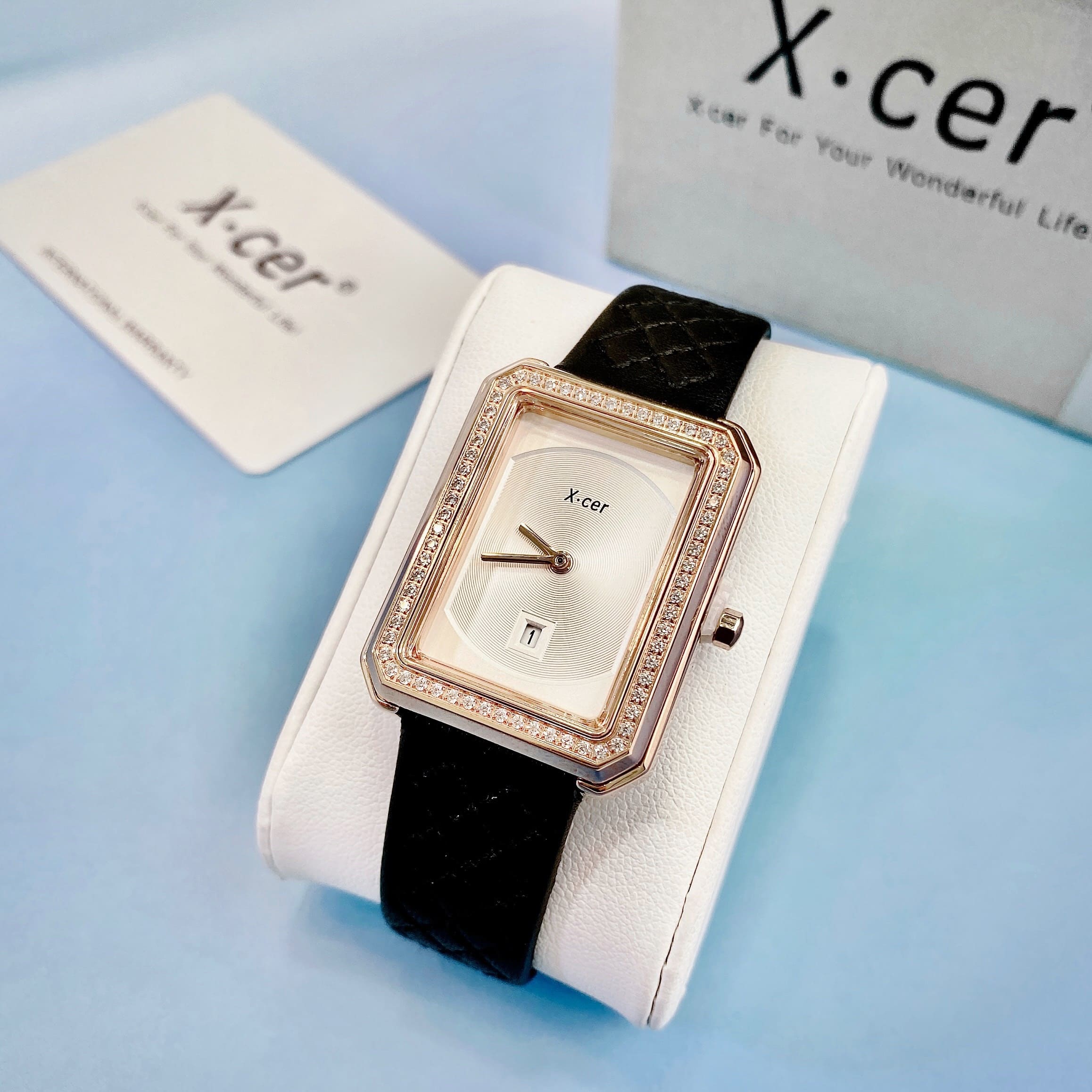 Đồng Hồ Xcer Mặt Chữ Nhật |Nữ Giới |Khảm Đá |Rose Gold |Dây Trám Đen |Máy Pin (Quartz) |Size 28mm |donghogiatot.vn