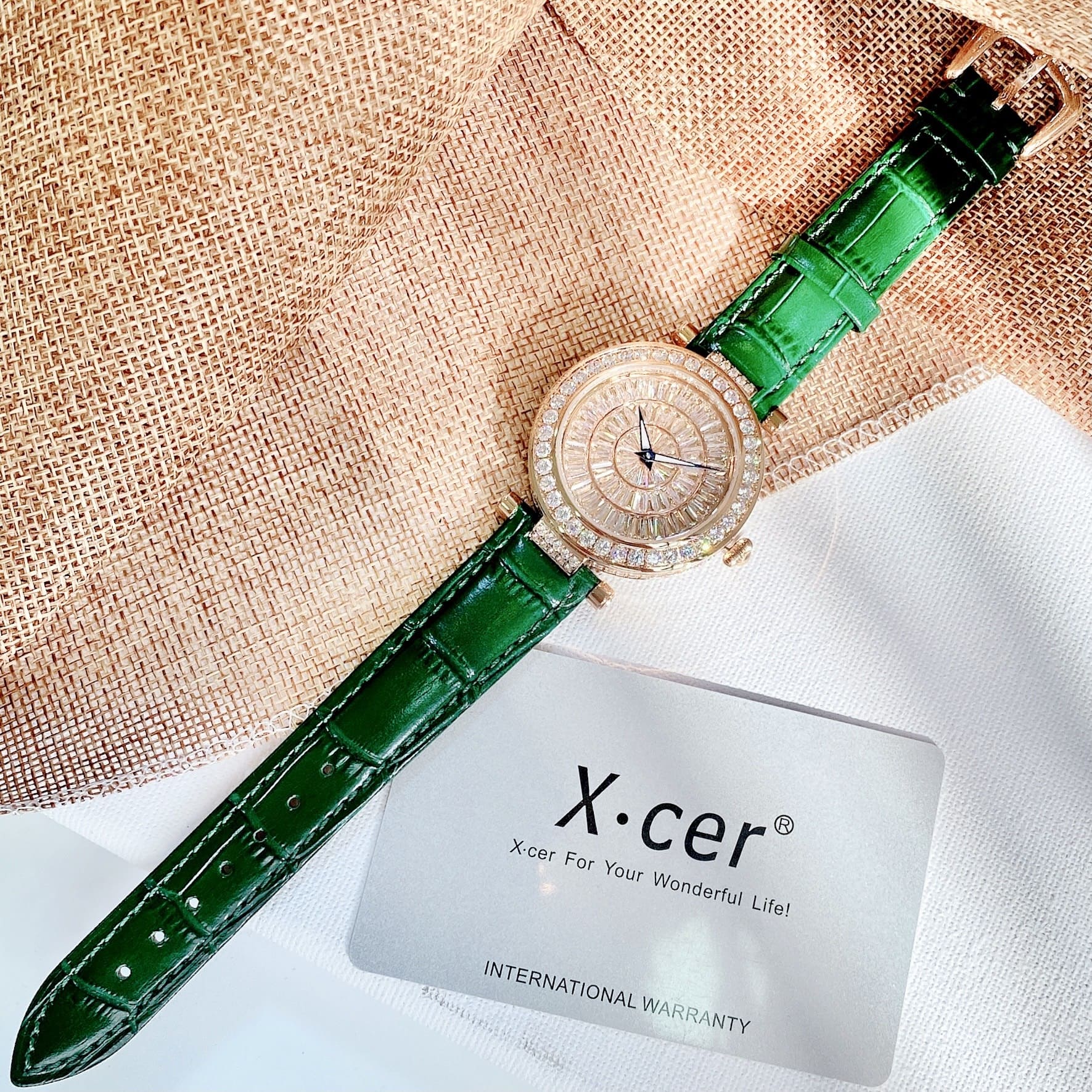 Đồng Hồ Xcer Mặt Full Pha lê |Nữ Giới |Rose Gold |Dây Da Xanh Lá |Pin (Máy Quartz) |Size 35mm |donghogiatot.vn