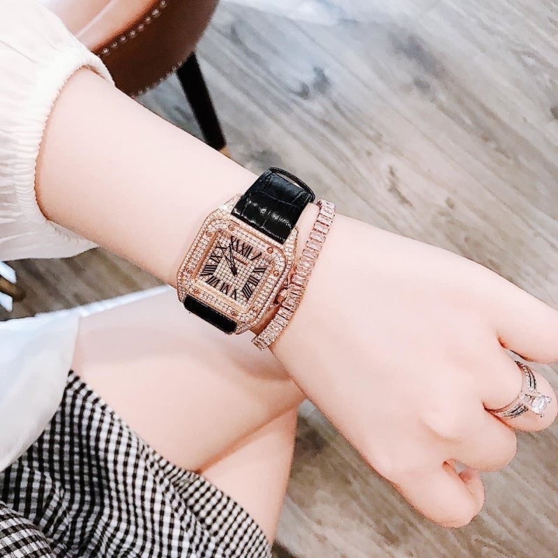 Đồng Hồ Xcer Mặt Vuông |Nữ Giới |Full Đá |Rose Gold |Dây Da Đen |Máy Pin (Quartz) |Size 36x36mm |donghogiatot.vn