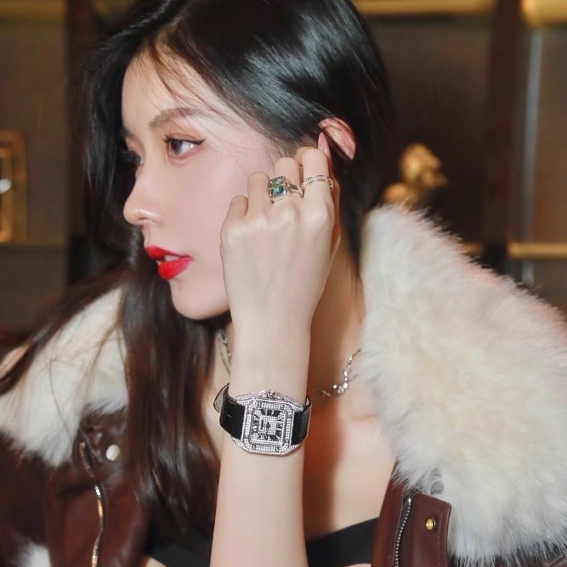 Đồng Hồ Xcer Mặt Vuông |Nữ Giới |Full Đá Swarovski |Silver |Dây Da Đen |Máy Pin (Quartz) |Size 36x36mm |donghogiatot.vn