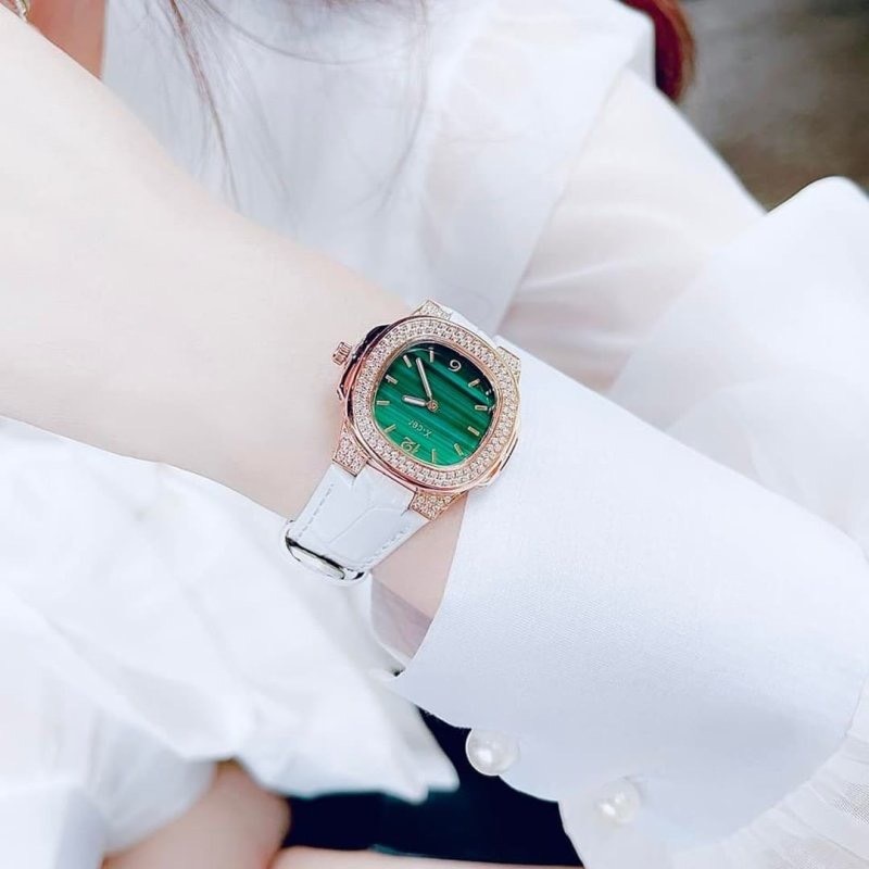 Đồng Hồ Xcer Mặt Vuông Xanh Lá |Nữ Giới |Rose Gold |Dây Da Trắng |Máy Pin (Quartz) |Size 30mm |donghogiatot.vn