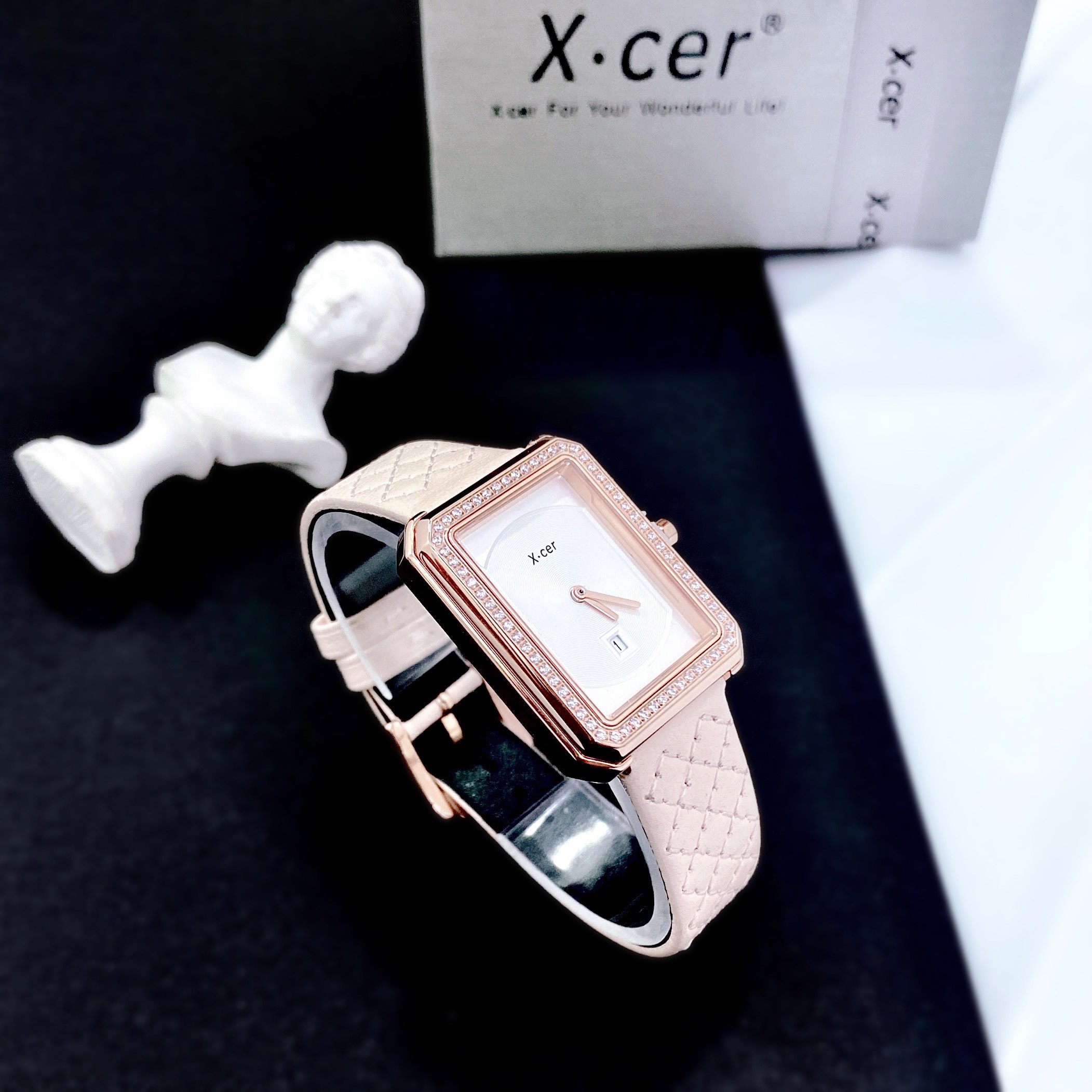 Đồng Hồ Xcer Mặt Vuông |Nữ Giới |Nạm Đá |Rose Gold |Dây Da Trám Kem |Máy Pin (Quartz) |Size 28mm |donghogiatot.vn