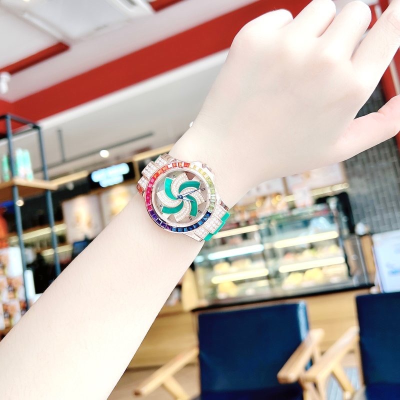 Đồng Hồ Xcer Mặt Xoay |Nữ Giới |Đính Đá |Rose Gold |Dây Cao Su Xanh Lá |Máy Pin (Quartz) |Size 38mm |donghogiatot.vn