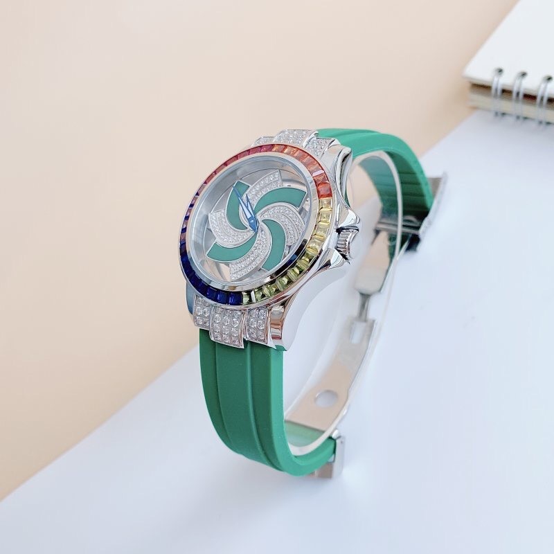 Đồng Hồ Xcer Mặt Xoay |Nữ Giới |Đính Đá |Silver |Dây Cao Su Xanh Lá |Máy Pin (Quartz) |Size 38mm |donghogiatot.vn