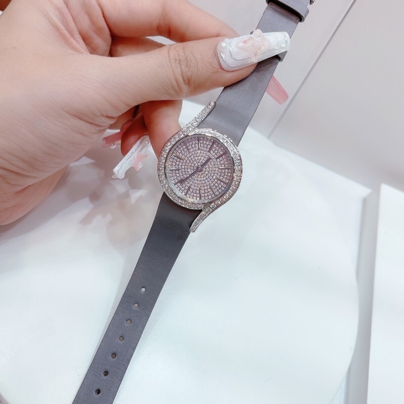 Đồng Hồ Xcer Tựa Piaget |Nữ Giới |Full Đá |Trắng Silver |Dây Da Xám |Máy Pin (Quartz) |Size 32mm |donghogiatot.vn