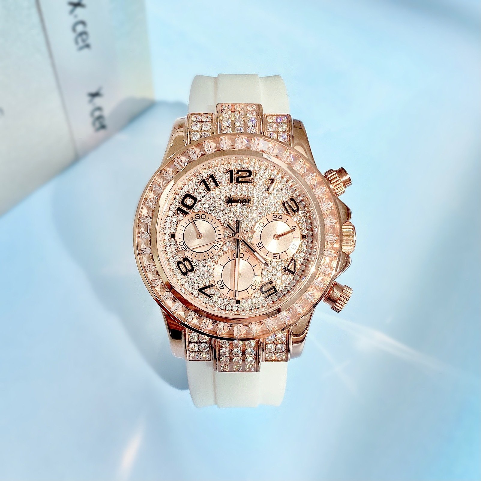 Đồng Hồ Xcer Tựa Rolex |Nữ Giới |Full Đá Rose Gold |Dây Silicone Trắng |Máy Pin (Quartz) |Size 38mm |donghogiatot.vn