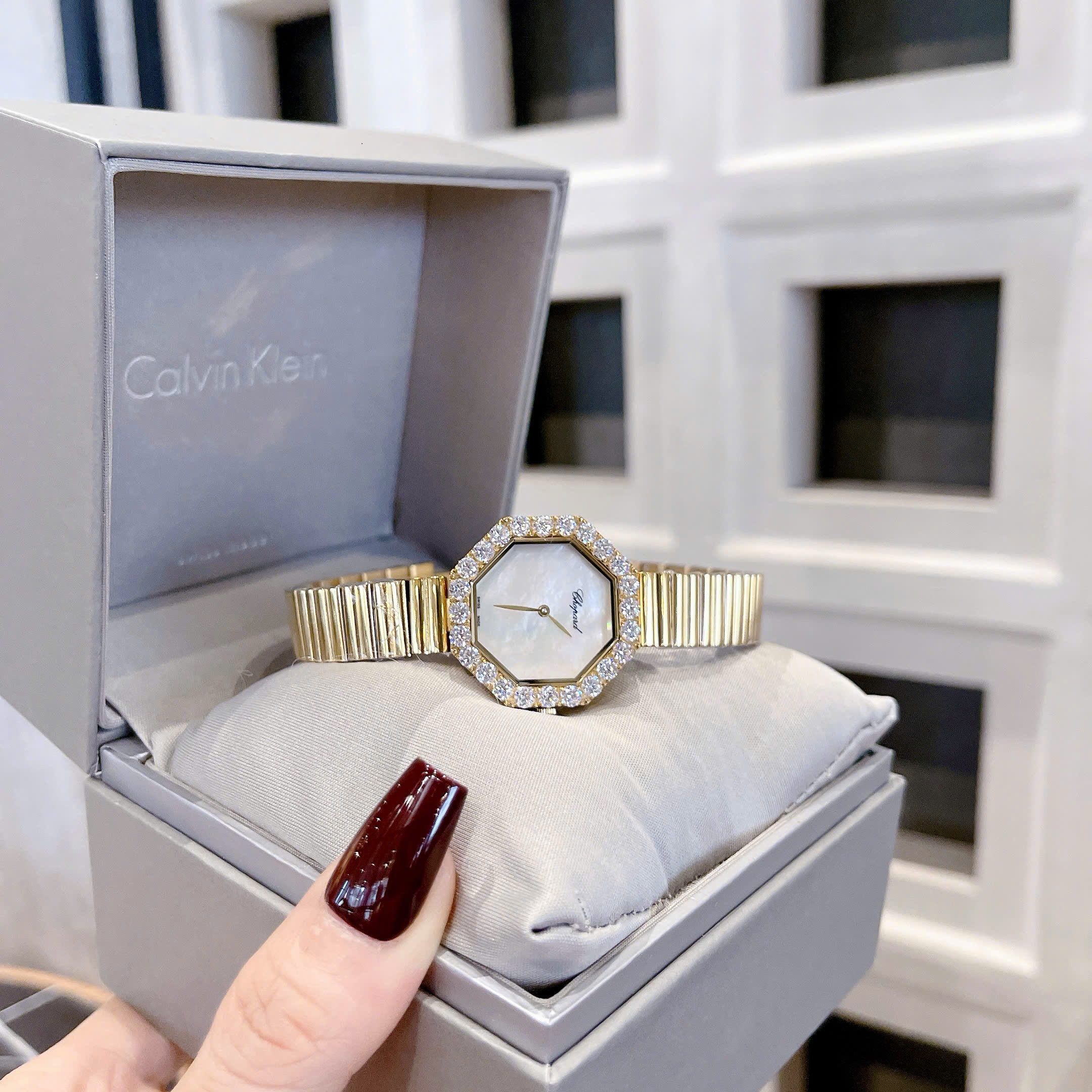 Đồng Hồ Chopard L'Heure Du Diamant Octoagonal |Nữ Giới |Đính Đá |Dây Kim Loại Vàng Gold |Máy Pin (Quartz) |Size 32mm |donghogiatot.vn