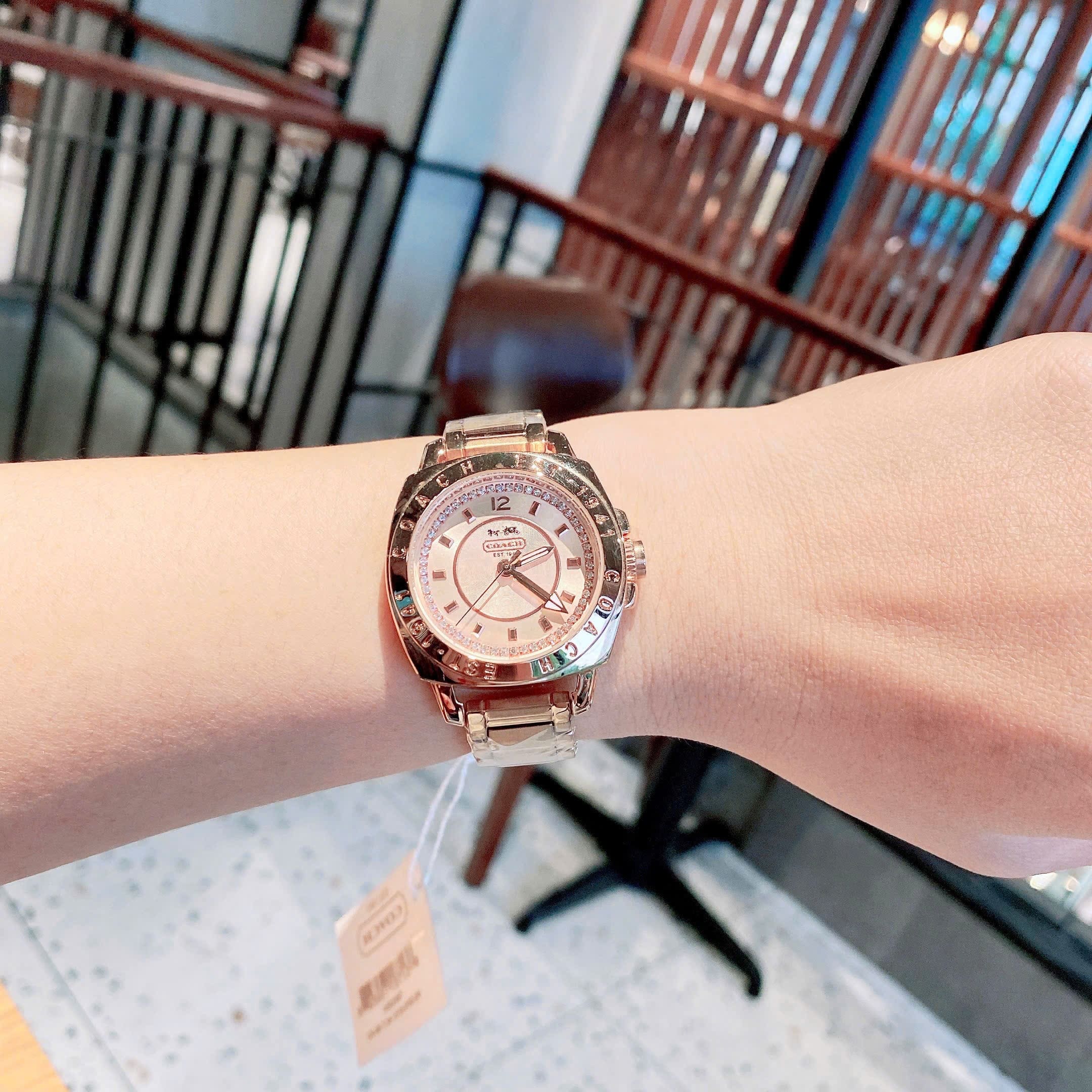 Đồng Hồ Coach EST 1941 |Nữ Giới |Mặt Đính Đá |Dây Kim Loại Rose Gold |Máy Pin (Quartz) |Size 35mm |donghogiatot.vn