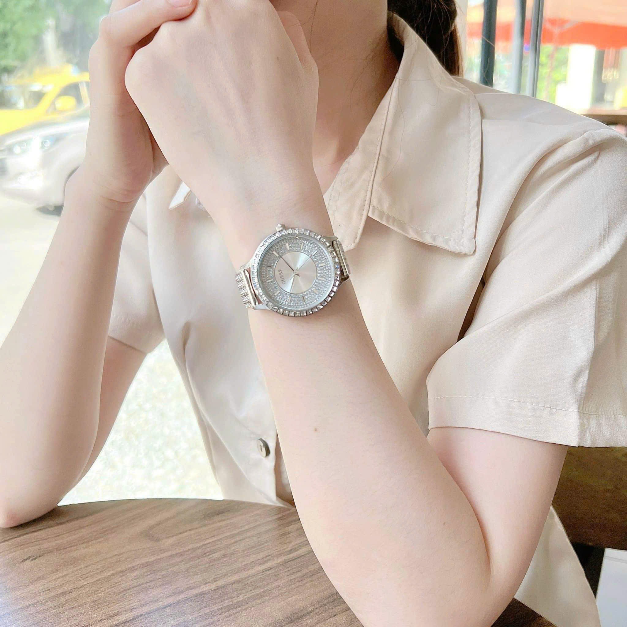 Đồng Hồ Guess Willow |Nữ Giới |Đính Đá |Dây Lưới Trắng Silver |Máy Pin (Quartz) |Size 38mm |donghogiatot.vn