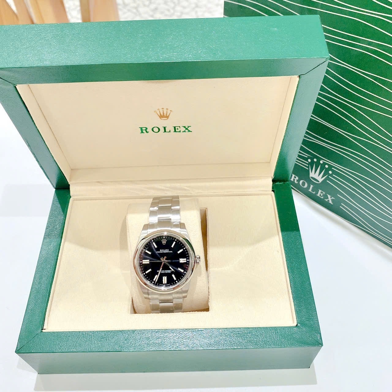 Đồng Hồ Rolex Oyster Perpetual |Nam Giới |Mặt Đen |Dây Kim Loại Silver |Máy Cơ (Automatic) |Size 41mm |donghogiatot.vn