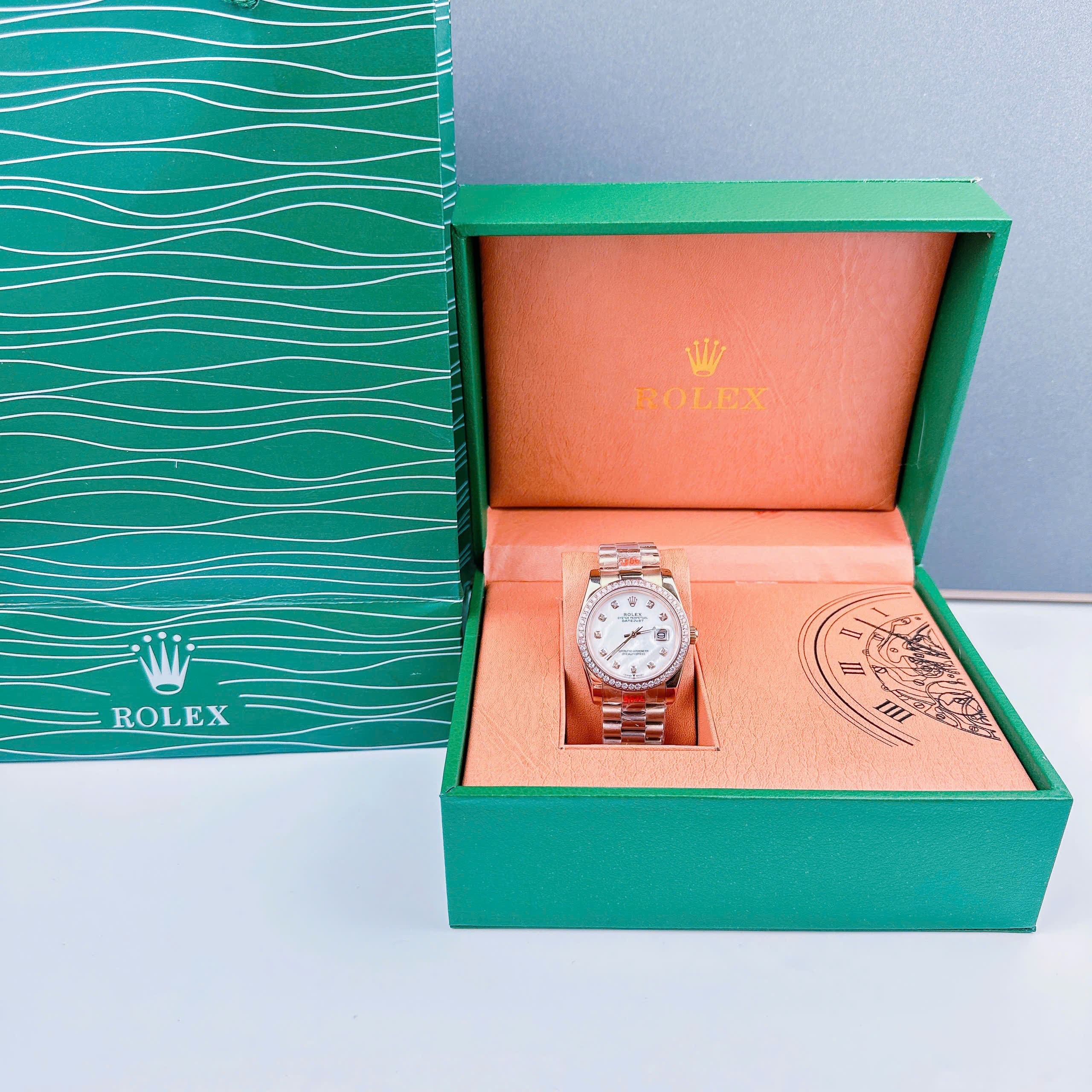 Đồng Hồ Rolex Đính Đá |Cặp Đôi |Mặt Trắng |Dây Kim Loại Rose Gold |Máy Pin (Máy Quartz) |Size 36x31mm |donghogiatot.vn