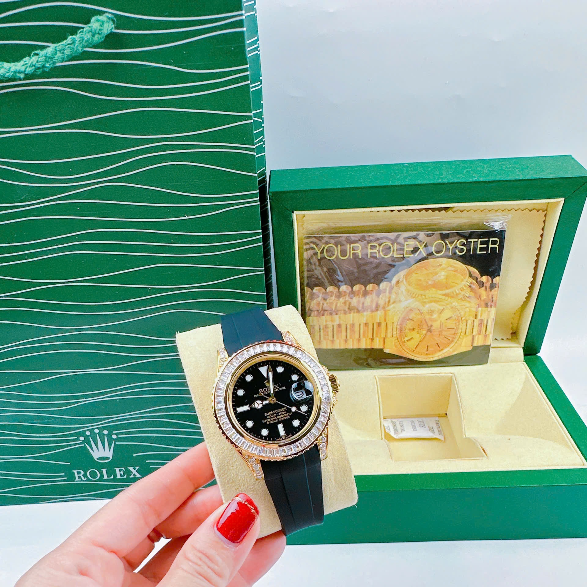 Đồng Hồ Rolex Submariner |Nam Giới |Đính Đá Vàng Gold |Dây Silicone Đen |Máy Cơ (Automatic) |Size 41mm |donghogiatot.vn