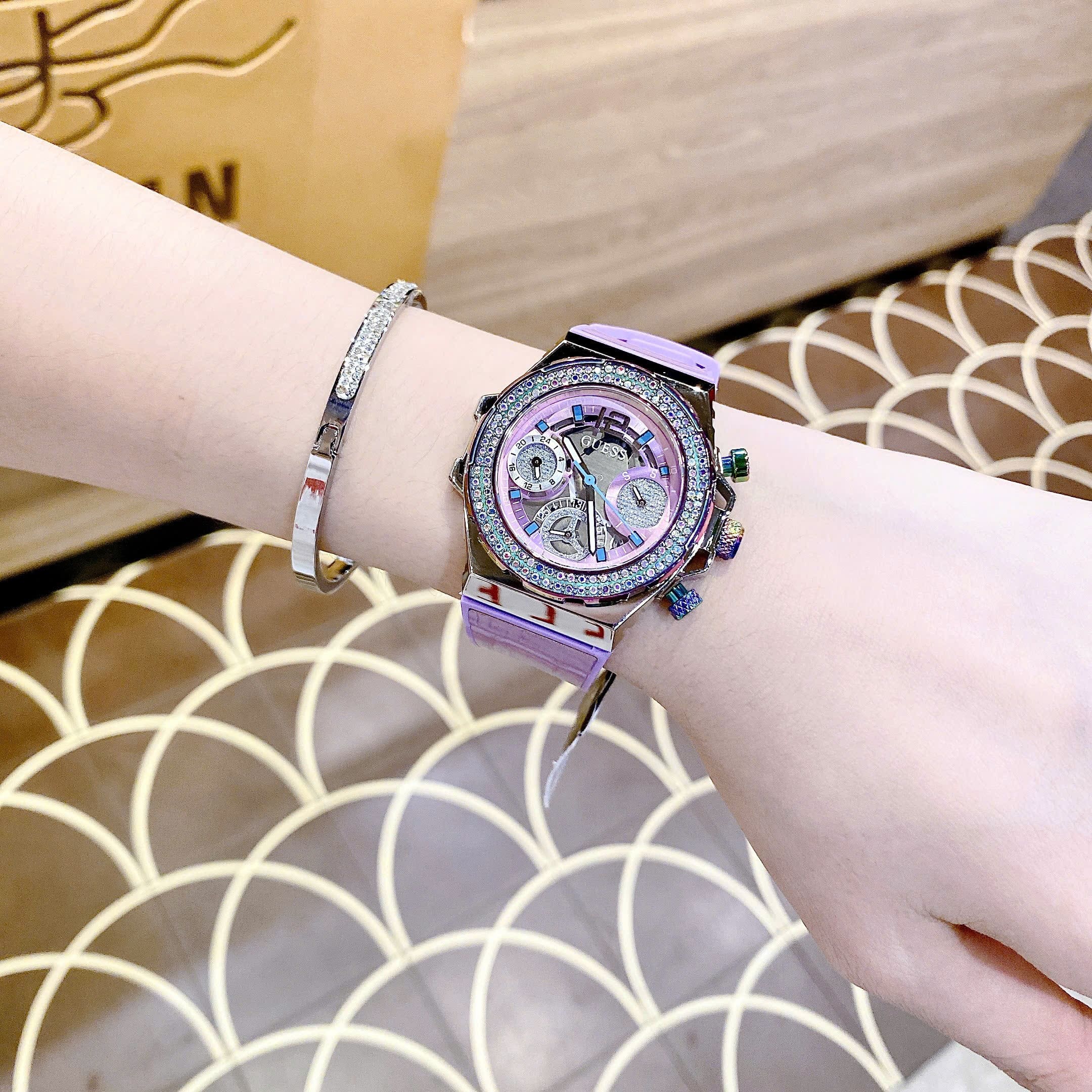 Đồng Hồ Guess Fusion |6 Kim |Nữ Giới |Đính Đá |Dây Silicone Hồng |Máy Pin (Quartz) |Size 36mm |donghogiatot.vn