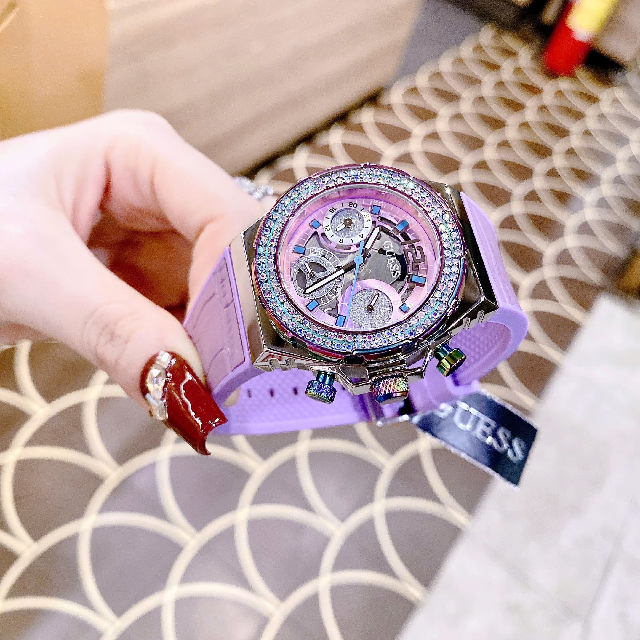 Đồng Hồ Guess Fusion |6 Kim |Nữ Giới |Đính Đá |Dây Silicone Hồng |Máy Pin (Quartz) |Size 36mm |donghogiatot.vn