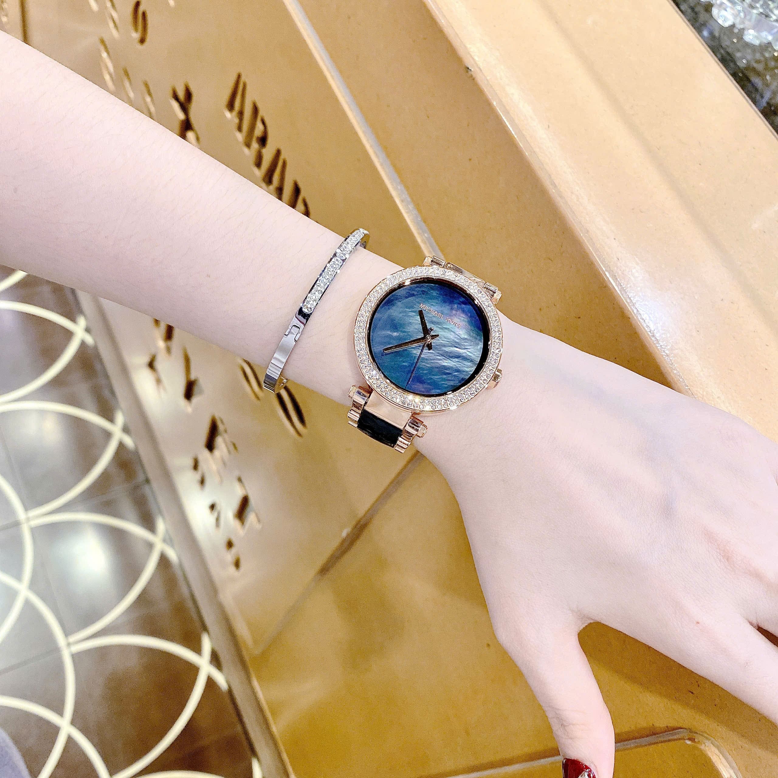 Đồng Hồ Michael Kors Parker |Nữ Giới |Rose Gold |Dây Kim Loại Mix Acetate Đen |Máy Pin (Quartz) |Size 39mm |donghogiatot.vn