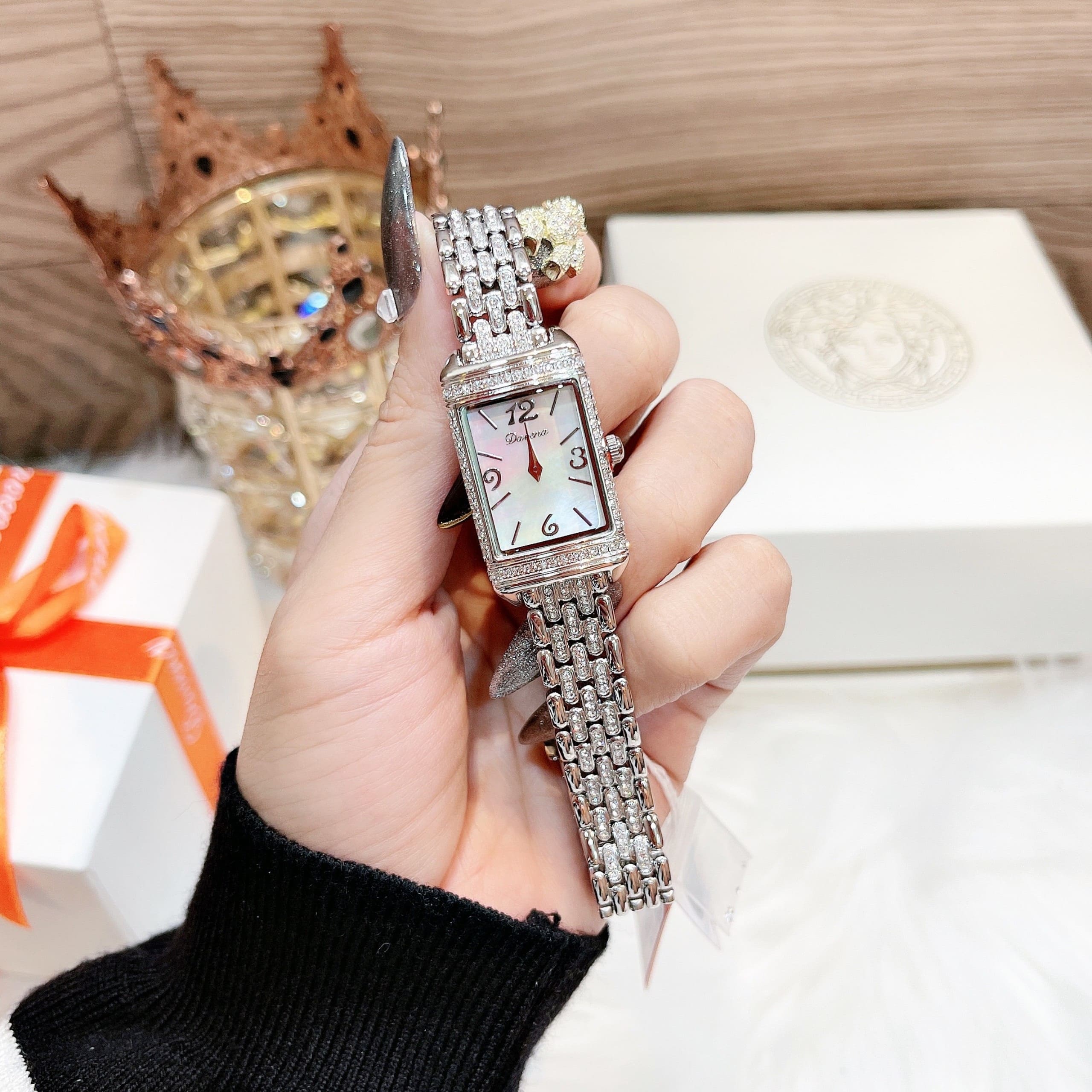 Đồng Hồ Davena Mặt Chữ Nhật |Nữ Giới |Đính Đá |Dây Kim Loại Silver |Máy Pin (Quartz) |Size 19x29mm |donghogiatot.vn