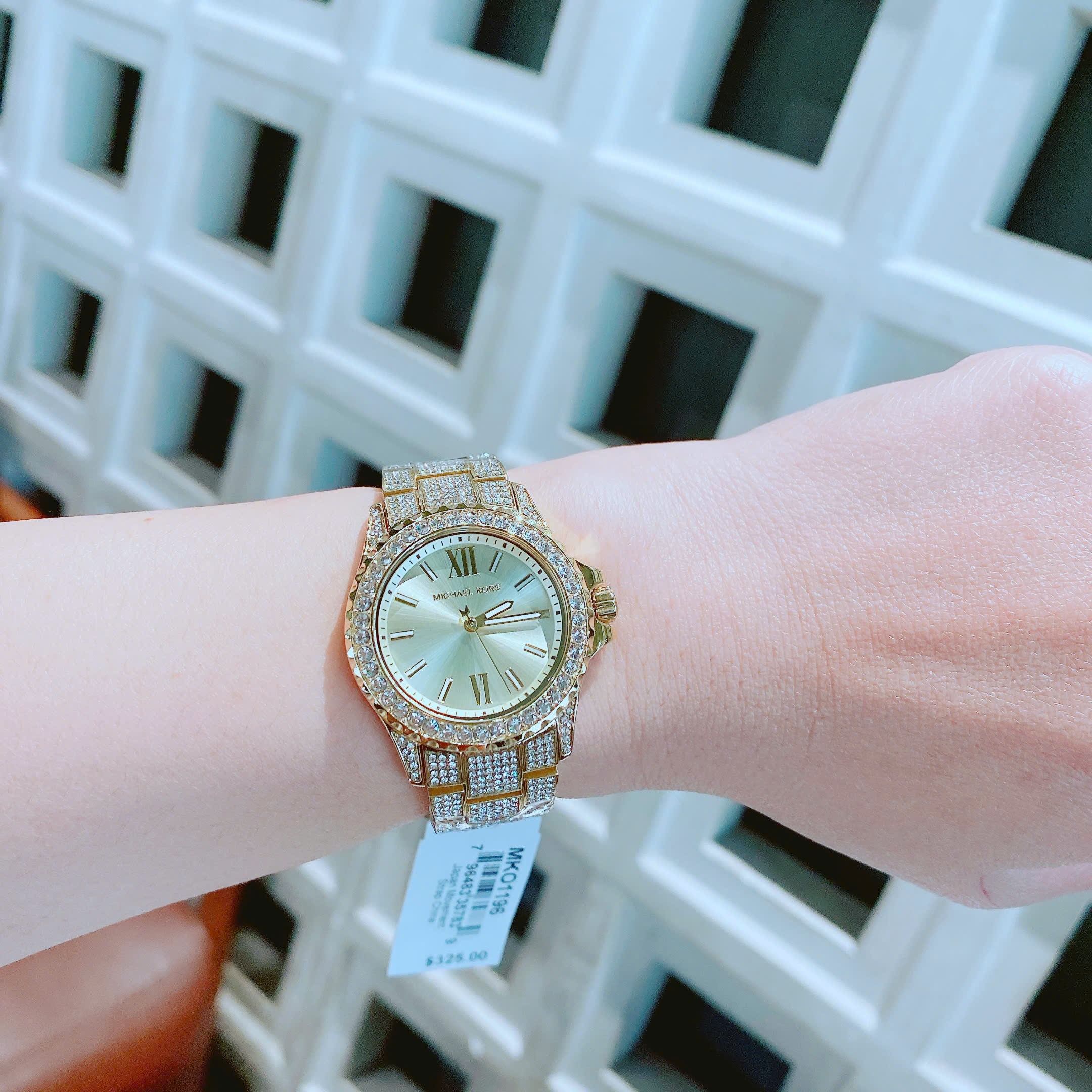 Đồng Hồ Micheal Kors Mini Everest |Nữ Giới |Mặt Đính Đá |Dây Kim Loại Vàng Gold |Máy Pin (Quartz) |Size 33mm |donghogiatot.vn