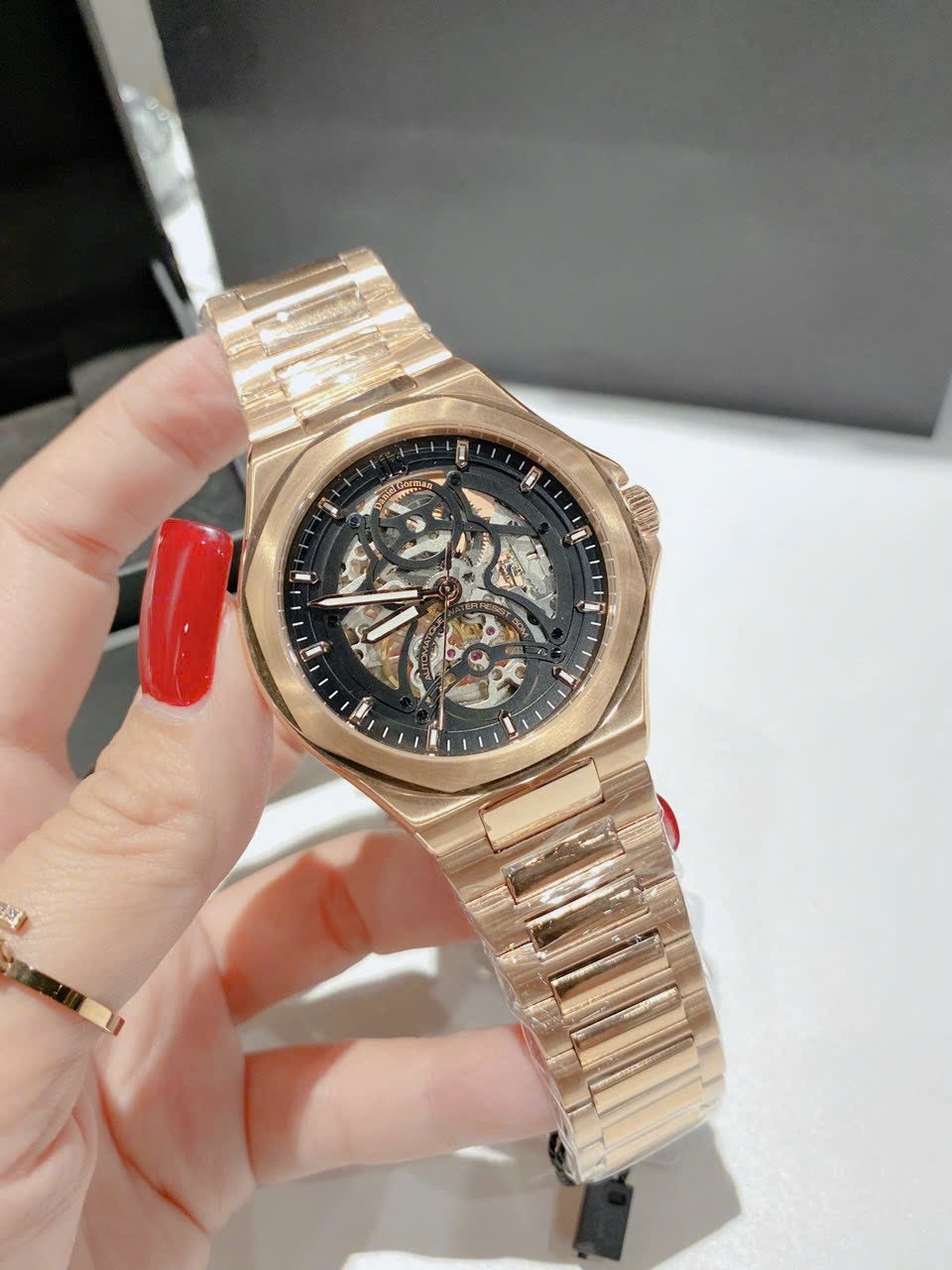 Đồng Hồ Daniel Gorman Rose Gold |Nam Giới |Dây Kim Loại |Máy Cơ (Automatic) |Mặt Tròn |Donghogiatot.vn