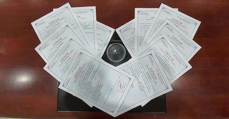 Lệ phí thủ tục bổ sung nội dung chứng chỉ khoảng 500.000 đến 1 triệu