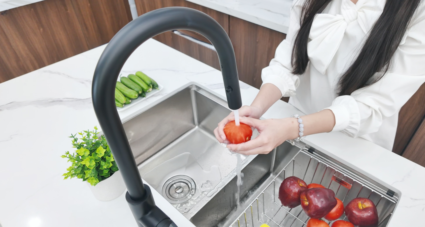 Vòi bếp PA324KB chế độ bọt khí