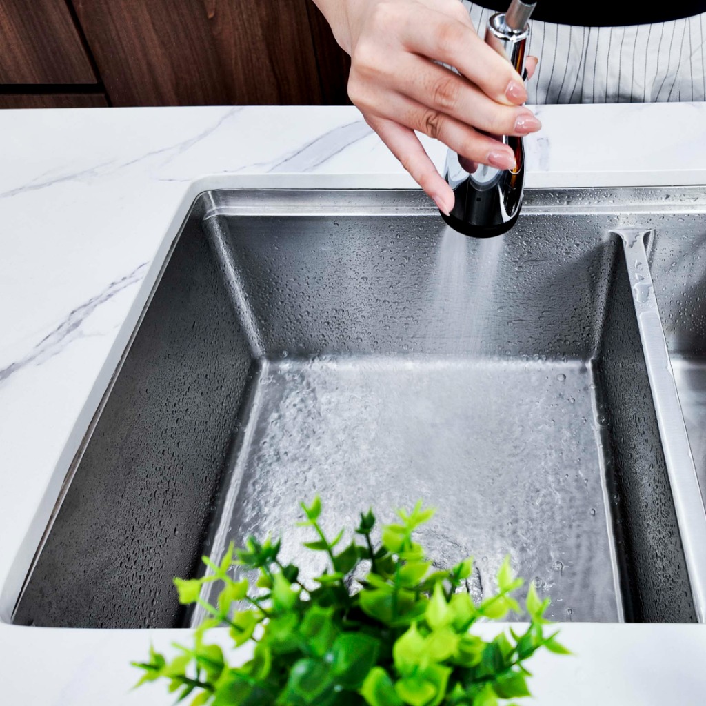 Vòi rửa bát nóng lạnh PA332K