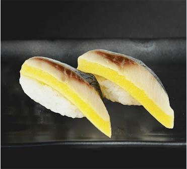 Sushi Cá Trích Ép Trứng Sáng Tạo