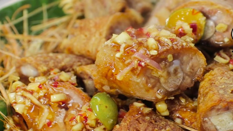 Đuôi Heo rim nước mắm