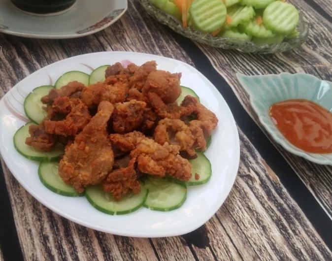 MỀ GÀ CHIÊN GIÒN