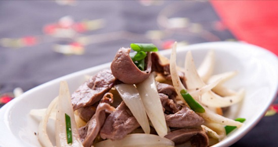 Tim Heo Xào Hành Tây