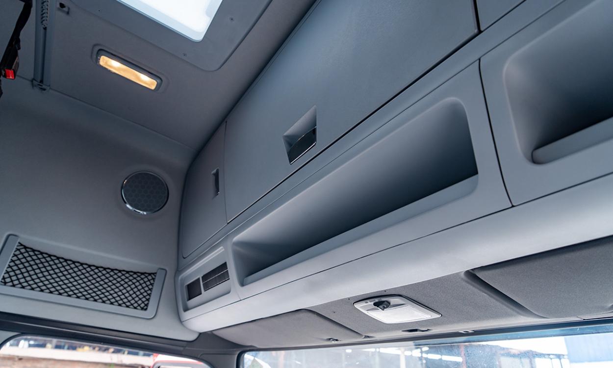 Xe đầu kéo Dongfeng Hoàng Huy D320 New 420HP(6X4)