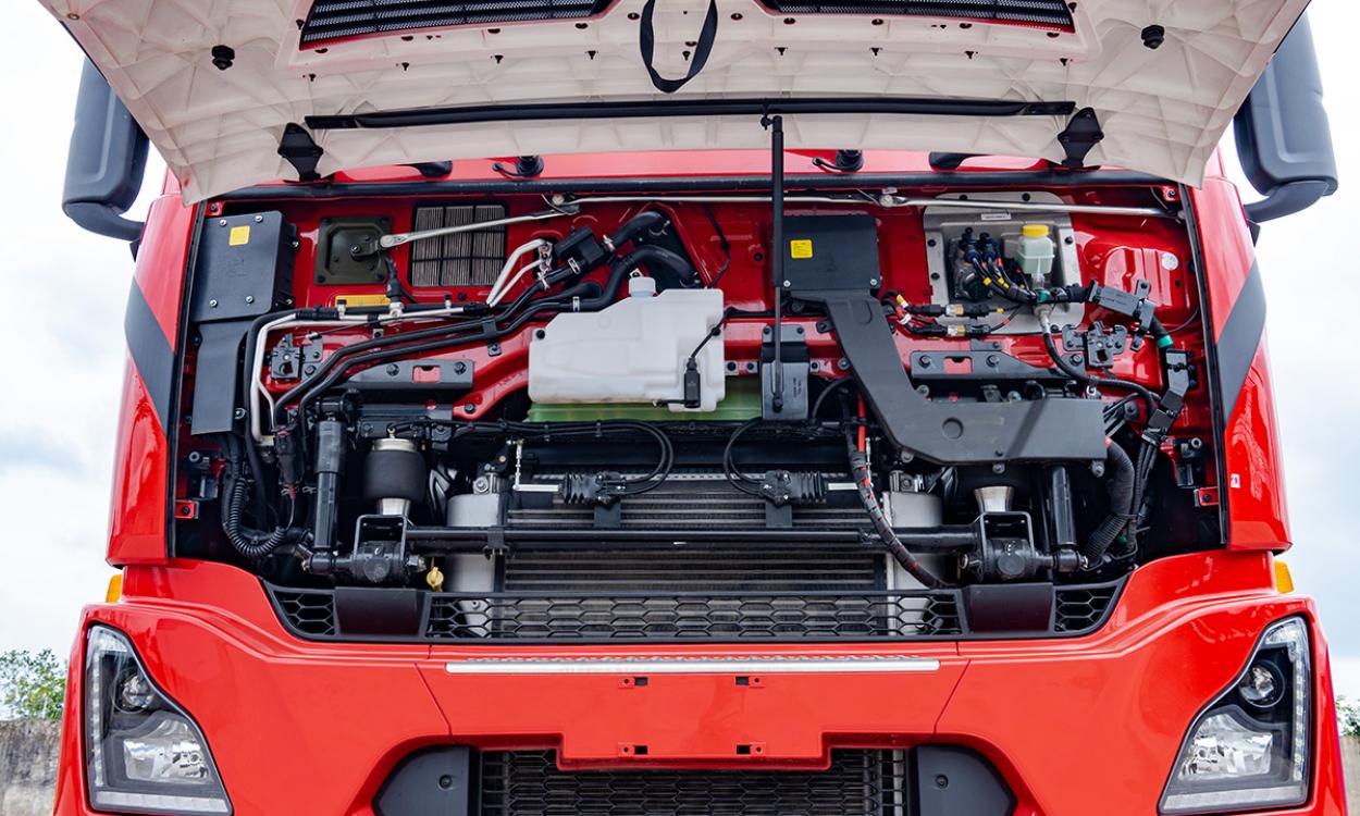 Xe đầu kéo Dongfeng Hoàng Huy D320 New 420HP(6X4)