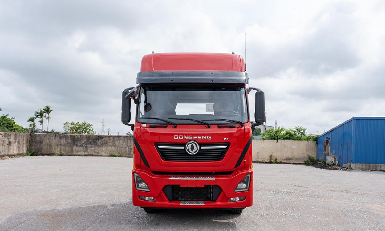 Xe đầu kéo Dongfeng Hoàng Huy D320 New 420HP(6X4)
