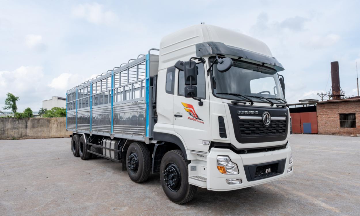 Xe tải Dongfeng L315 8x4 thùng mui 9.36m đầu cao tải 17.95 tấn Hoàng Huy