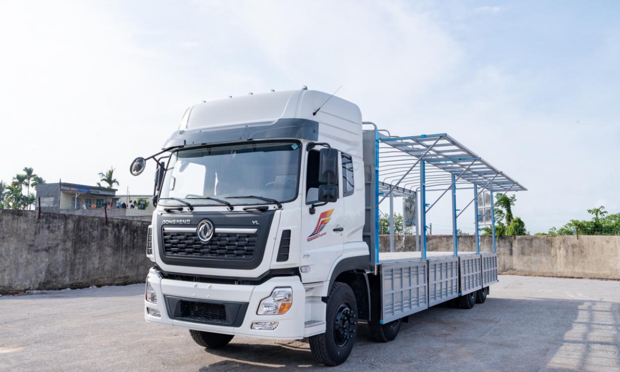Xe tải Dongfeng L315 8x4 thùng mui 9.36m đầu cao tải 17.95 tấn Hoàng Huy