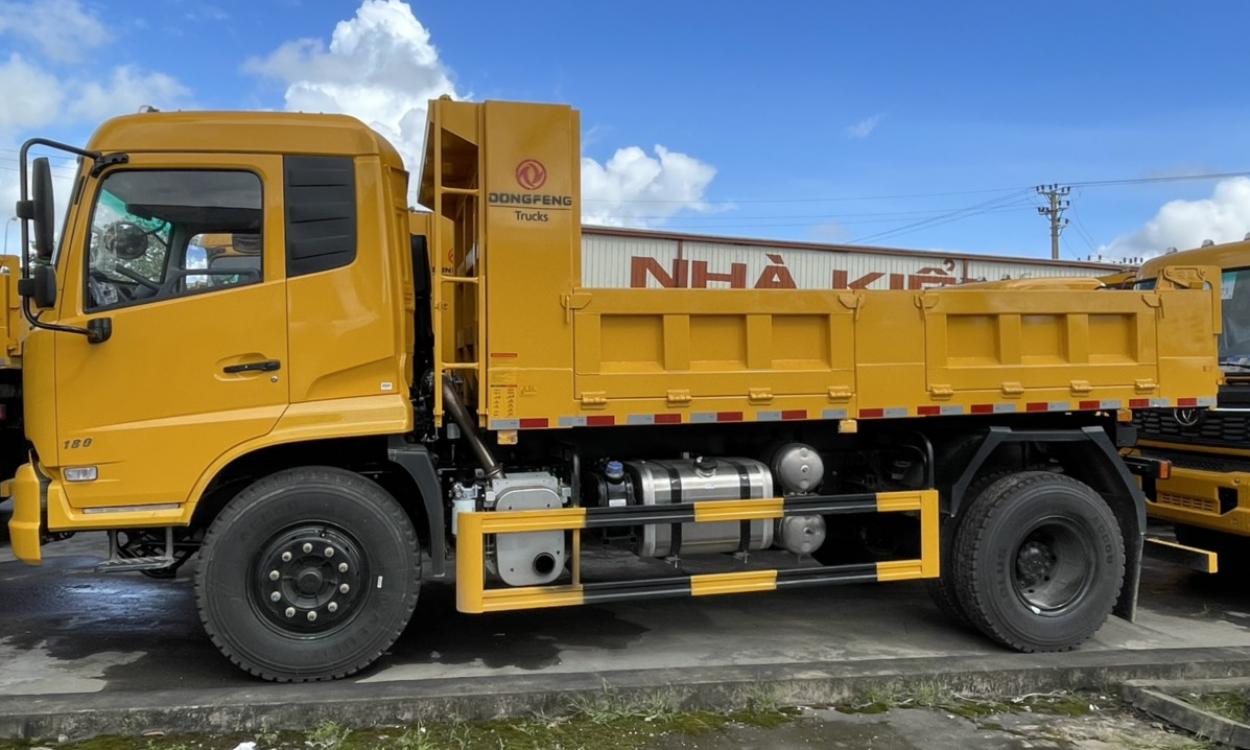 Xe ben DongFeng Hoàng Huy 7.5 tấn 2 chân YC180