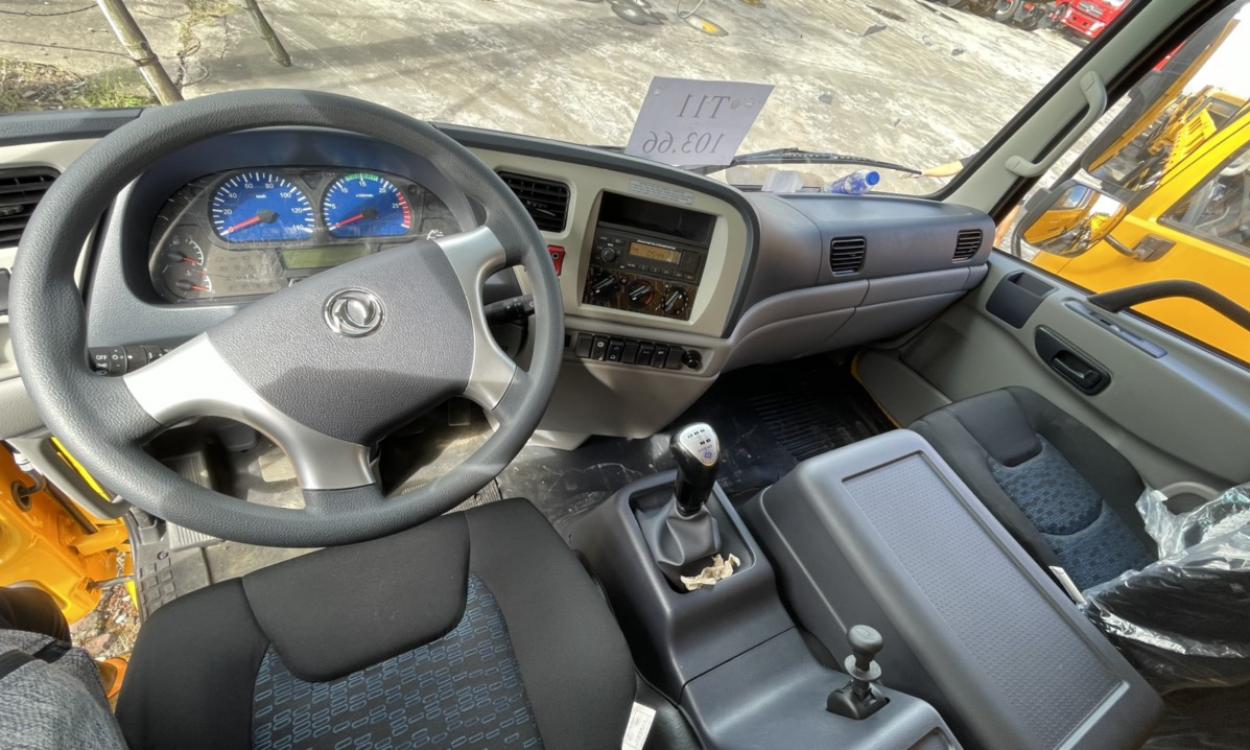 Xe ben DongFeng Hoàng Huy 7.5 tấn 2 chân YC180