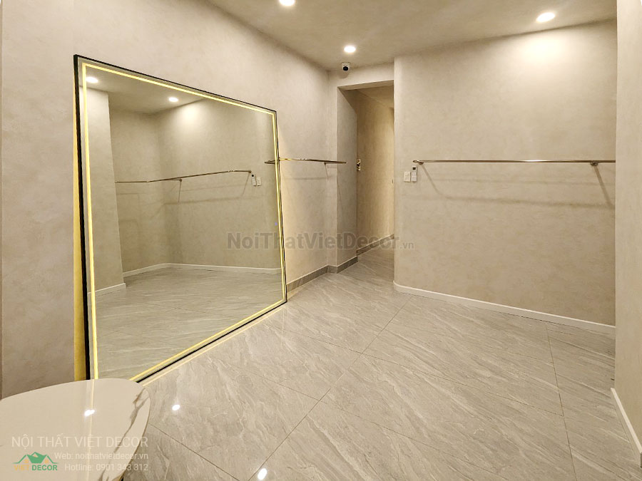 Nội thất Việt Decor thiết kế thi công nội thất, hoàn thiện cửa hàng thời trang consolism quận 1 hồ chí minh, gương soi chỉnh dáng