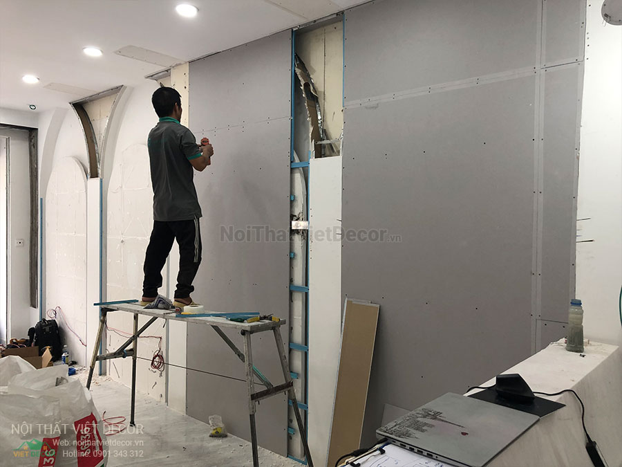 Nội thất Việt Decor thi công nội thất, hoàn thiện cửa hàng thời trang consolism quận 1 hồ chí minh, làm vách thạch cao