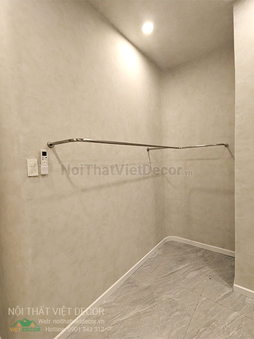 Nội thất Việt Decor thiết kế thi công nội thất, hoàn thiện cửa hàng thời trang consolism quận 1 hồ chí minh, kệ treo đồ inox